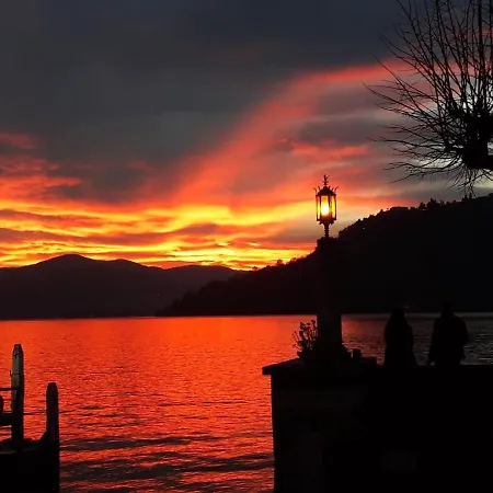 Semesterbostad Casa Leonica Torno